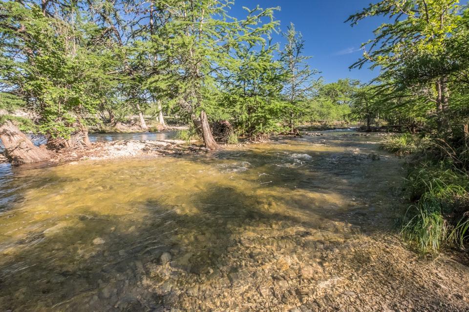 River Bluff Cabins Rio Frio Экстерьер фото