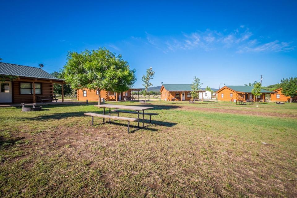 River Bluff Cabins Rio Frio Номер фото